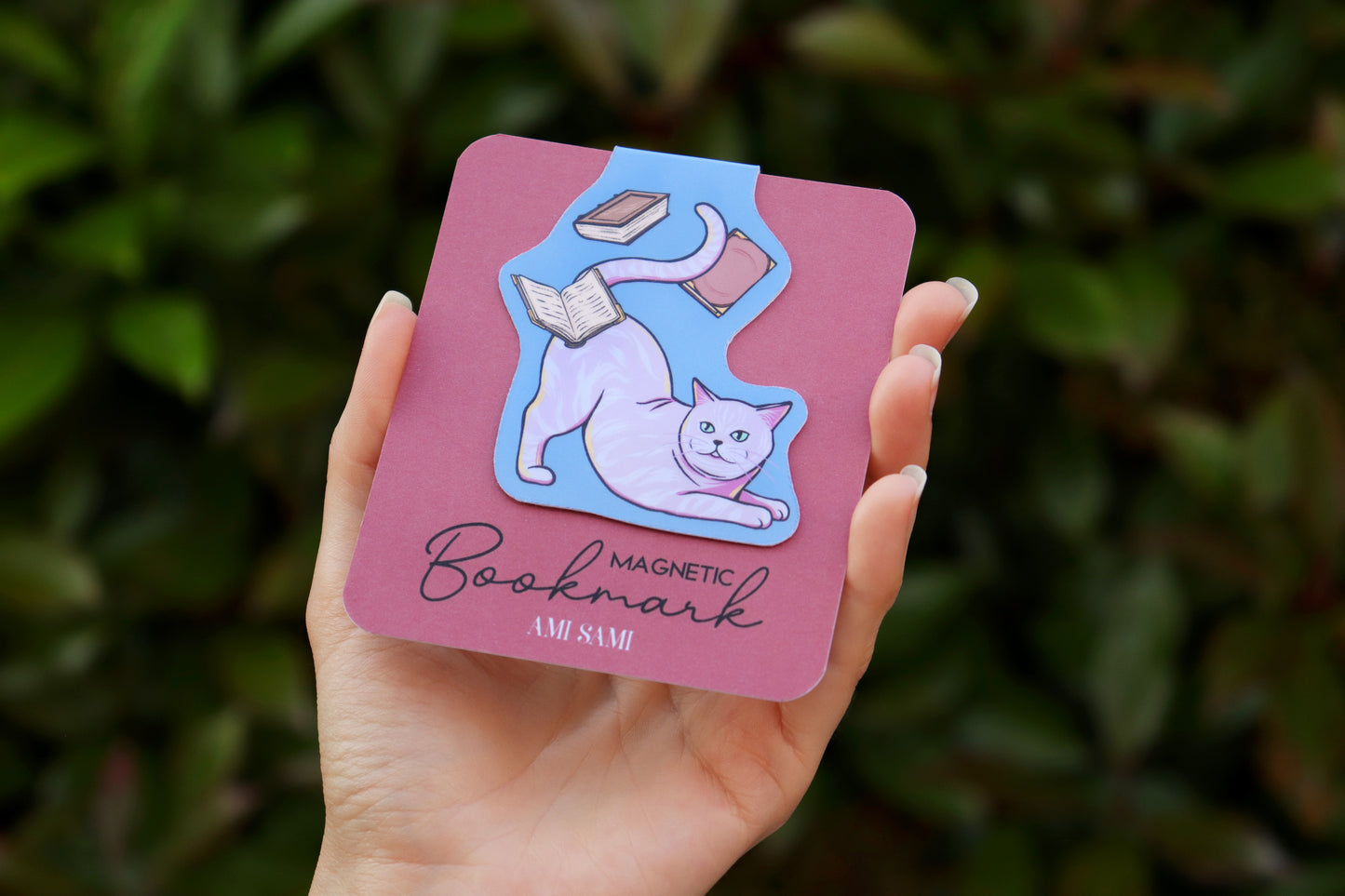 Magnetic bookmark, Book Lover Gift, Cat with books